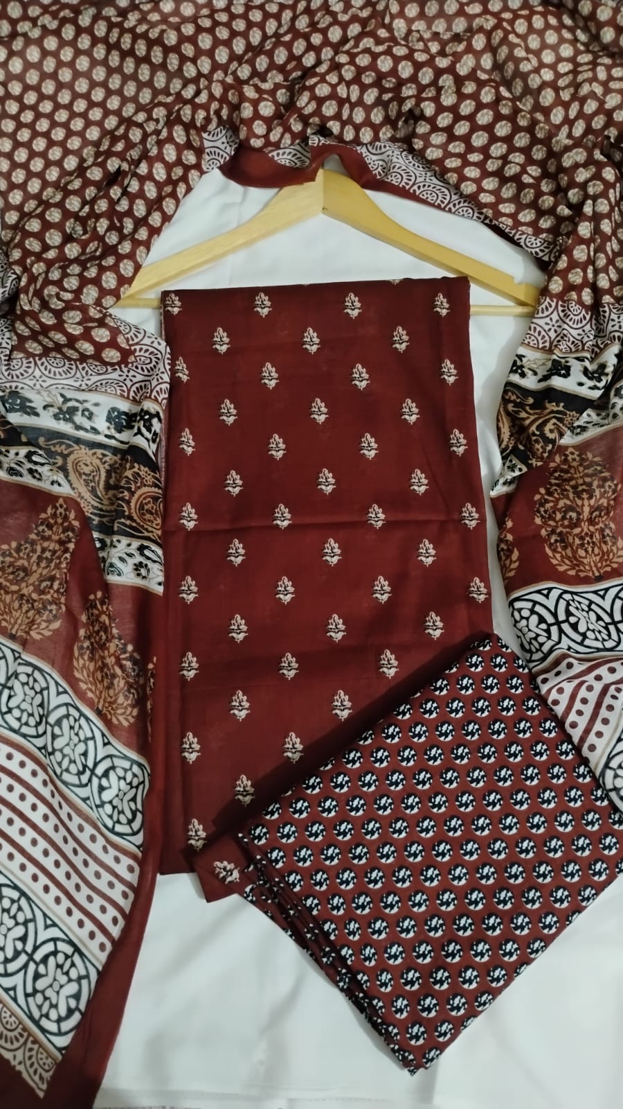 জয়পুরি প্যাটেল — ইটরাঙা কালেকশন