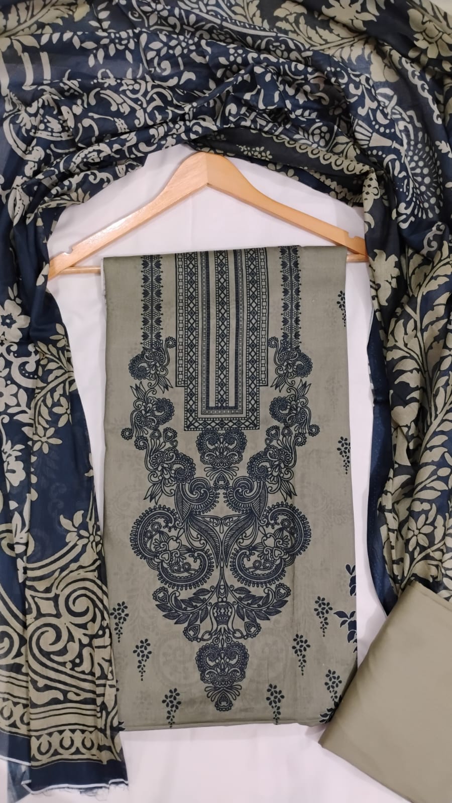 কারিজমা সুইস কটন — অলিভ কালেকশন