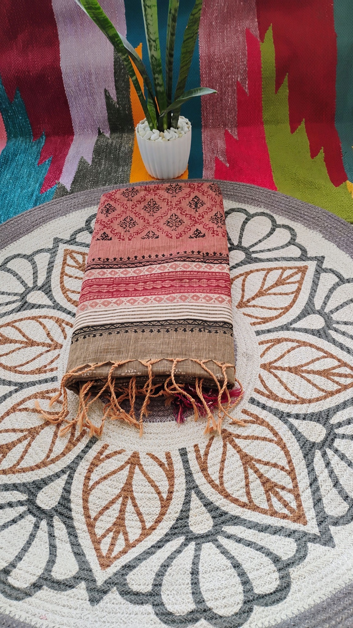 তাঁত ডোরা শাড়ি — প্রবালী কালেকশন